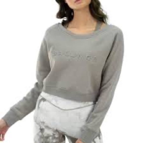 The balance athletica gray crewneck cropped sweater XL - Picture 4 of 4
